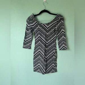 Charlotte Russe Black and White Geometric Long Sleeve Dress